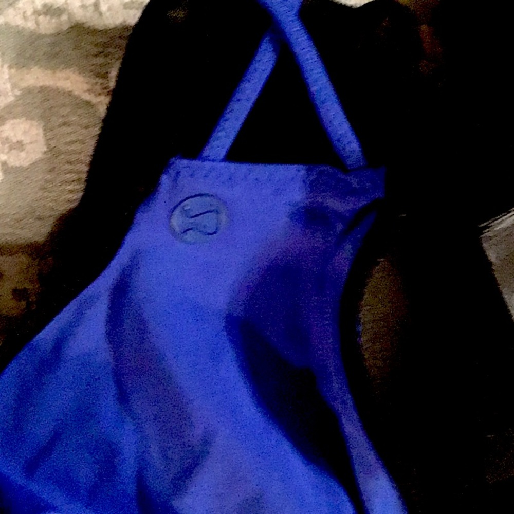 Lululemon bottoms for bathing suit small
